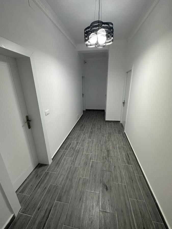 Rus Villa เบราท ภายนอก รูปภาพ